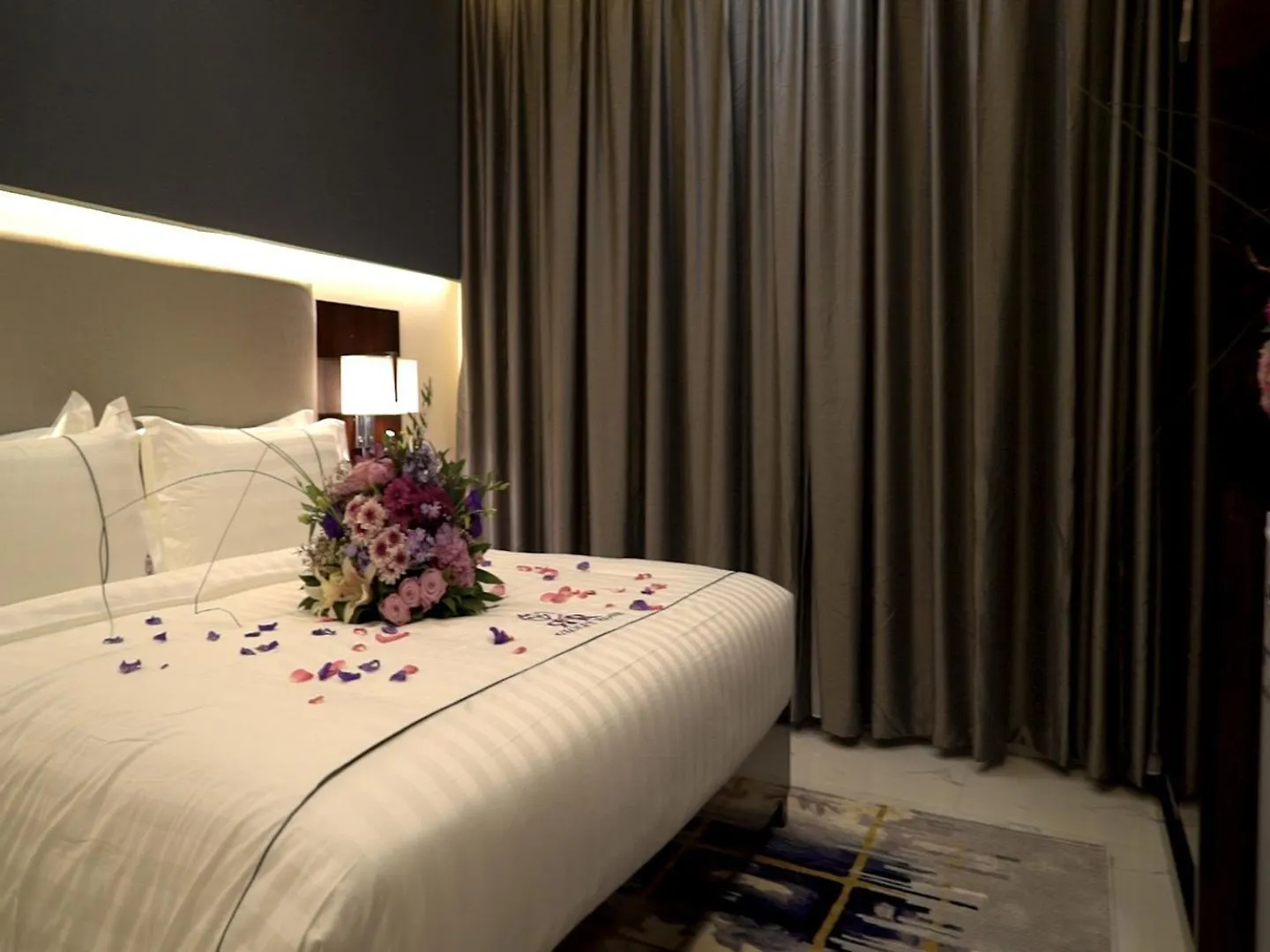 Violet Rose Aprit Hotel Jiddah Aparthotel