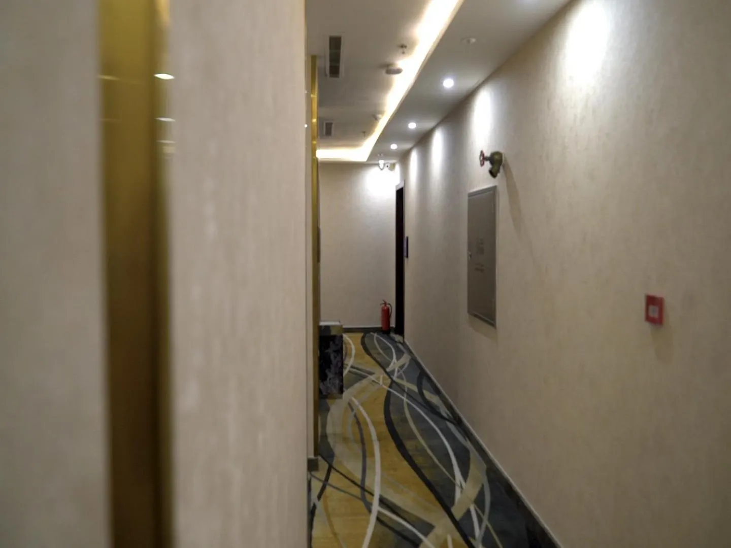 Violet Rose Aprit Hotel Jiddah 0*,